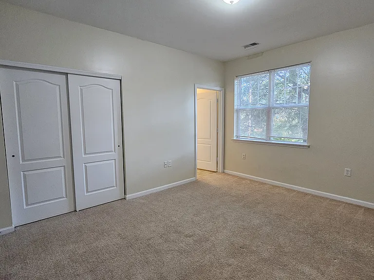 5304 Warminster Dr #203 — Photo 12