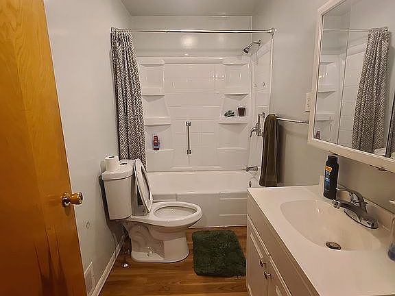 4th image of 309-311 Sewickley Ave