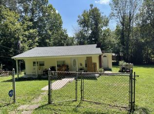 207 Forest Rd, Oliver Springs, TN 37840