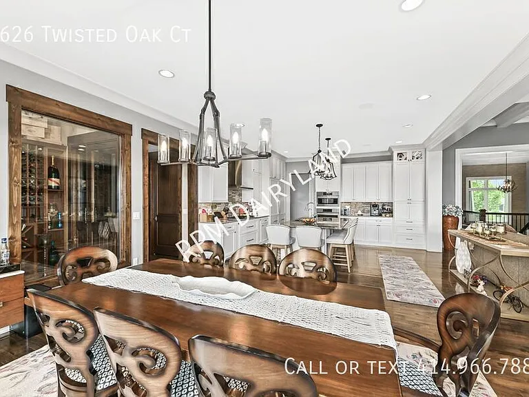 1626 Twisted Oak Ct — Photo 16