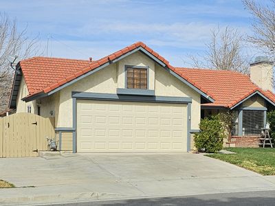 2729 College Park Dr, Lancaster, CA, 93536