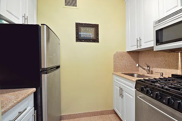 Rented by Corcoran | media 24