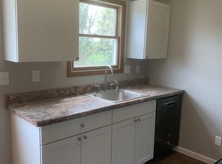 110 S Circle Dr #110, Chatham, IL 62629