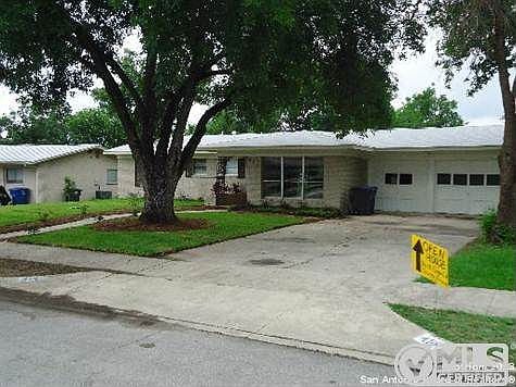 1st image of 414 Redcliff Dr
