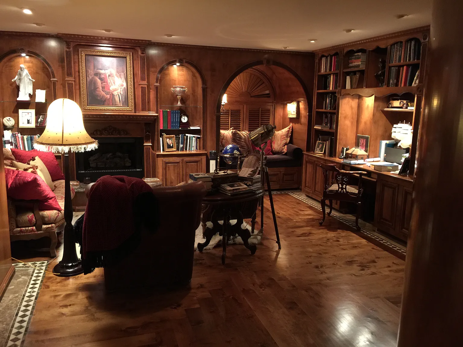 2110 Parkridge Cir photo 1