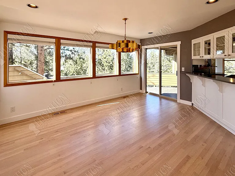 1955 NW Brogan — Photo 10