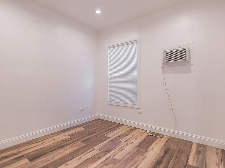 923 1/2 N Stanley Ave #923-1/2 — Photo 10