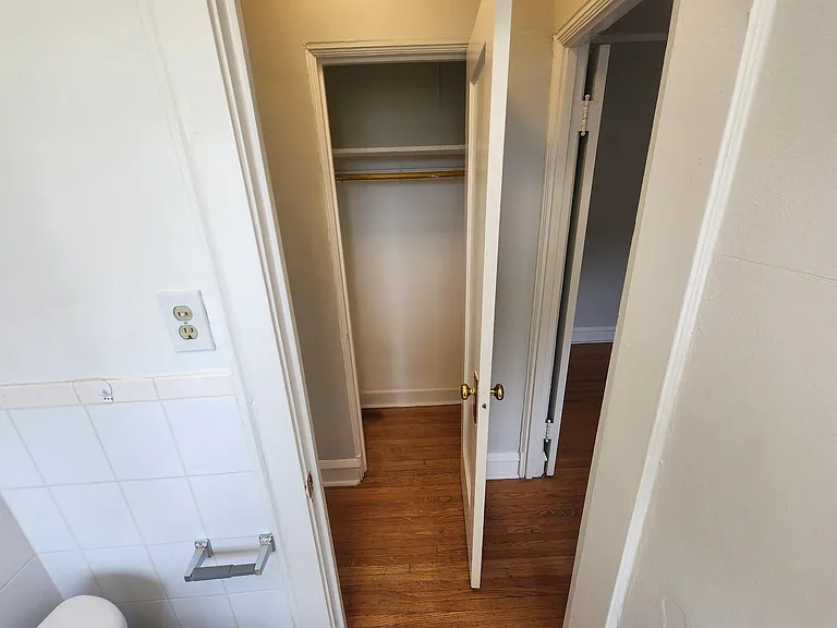 5015 N Wolcott Ave #404 — Photo 13