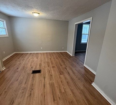 2nd image of 4203 Howlett Ave