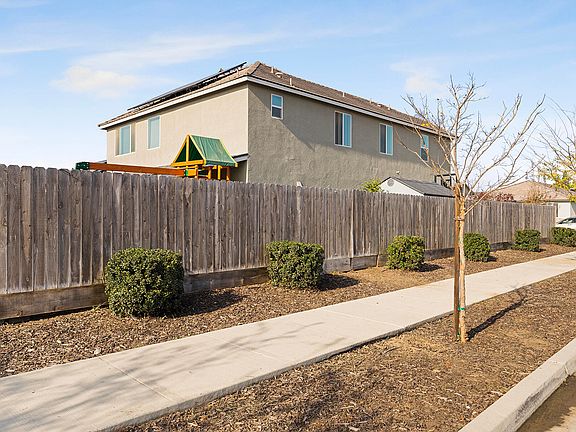 4th image of 3623 E Seeger Avenue