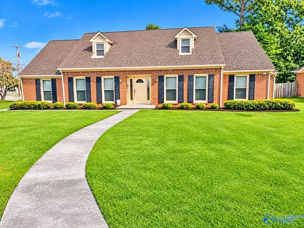 3402 Tanglewood Dr SW, Decatur, AL 35603