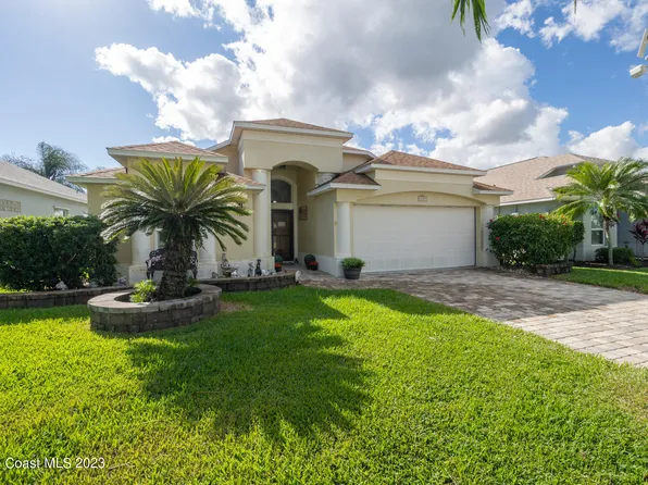 1729 Sun Gazer Dr, Rockledge, FL 32955