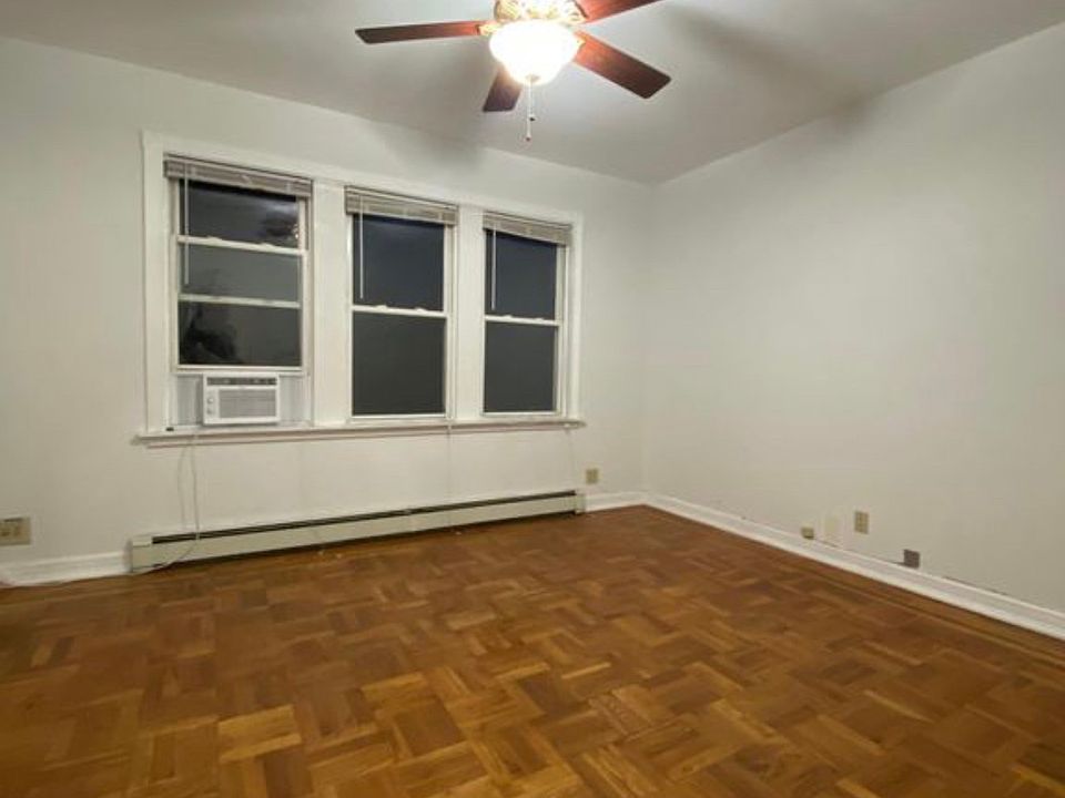 1st image of 1427 Merry Ave Floor 2