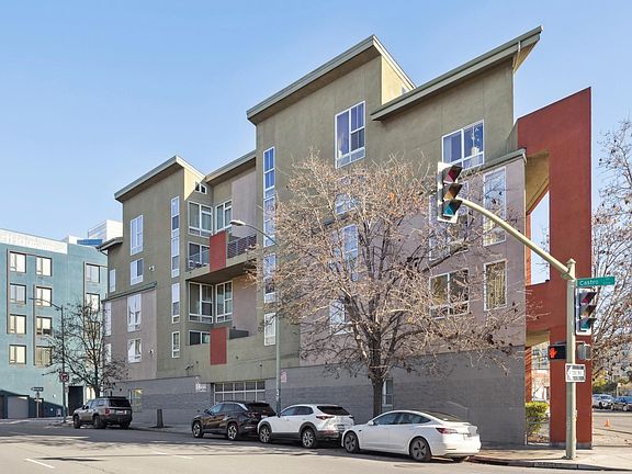 2nd image of 675 8th St APT 10