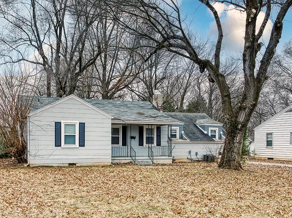 1824 E Broadmoor Street, Springfield, MO 65804