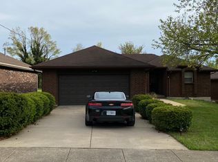 1450 E McClernon St, Springfield, MO 65803