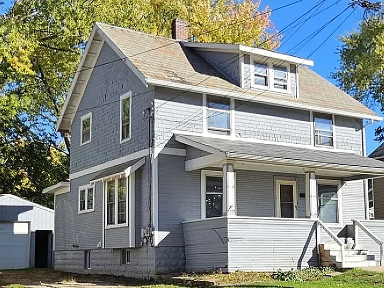 126 W Prospect St — Photo 1