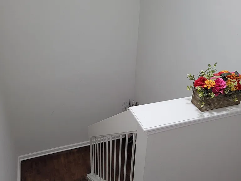 4302 Hana Rd — Photo 1