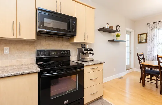 2733 Parkway Dr #8 — Photo 10