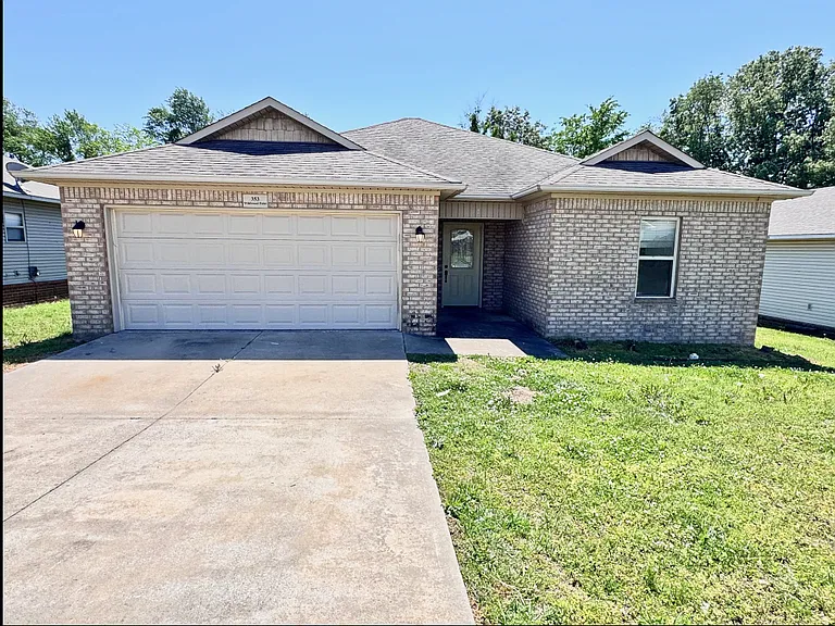 353 Wildwood Point — Photo 1