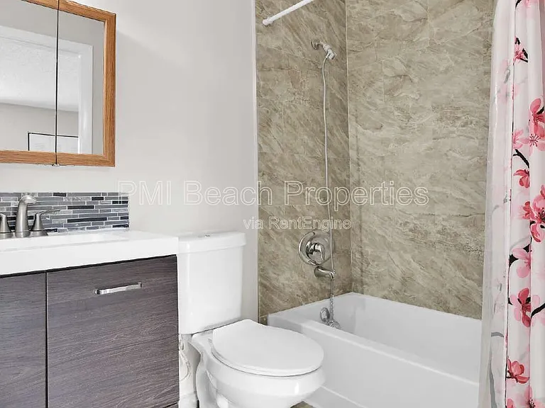 414 Meadows Cir — Photo 9