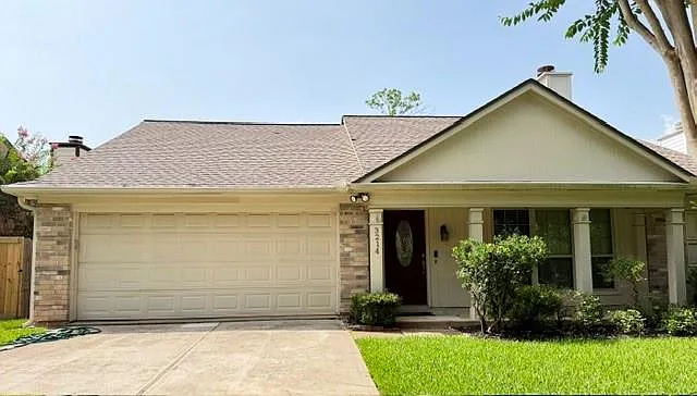3214 Lakefield Way — Photo 1