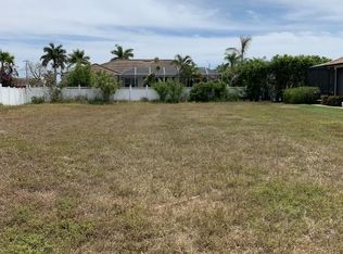 1343 Freeport Ave, Marco Island, FL 34145