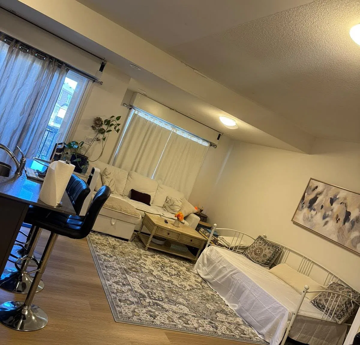 2 bed, $2,450 — Photo 2