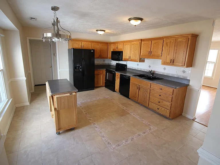 7138 Summerlin Dr — Photo 15