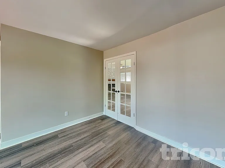 15202 Highland Ave — Photo 5