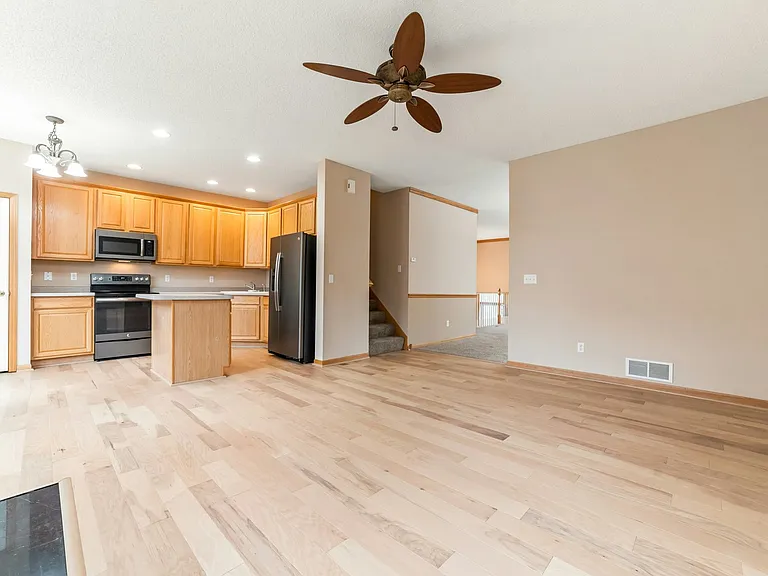 15726 Frisian Ln — Photo 13