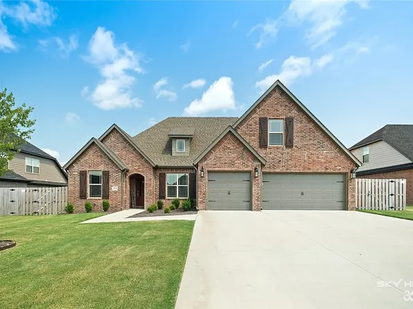 374 Tartaglia Ave, Springdale, AR 72762