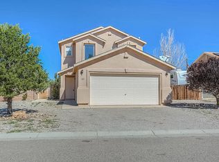 121 Colinas Ave NE, Albuquerque, NM 87113