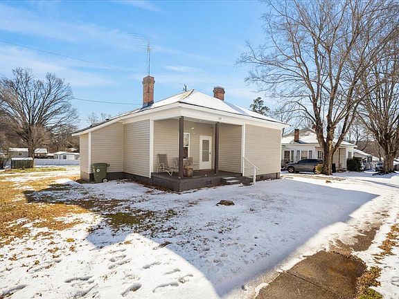 3rd image of 123 Kerr Dr