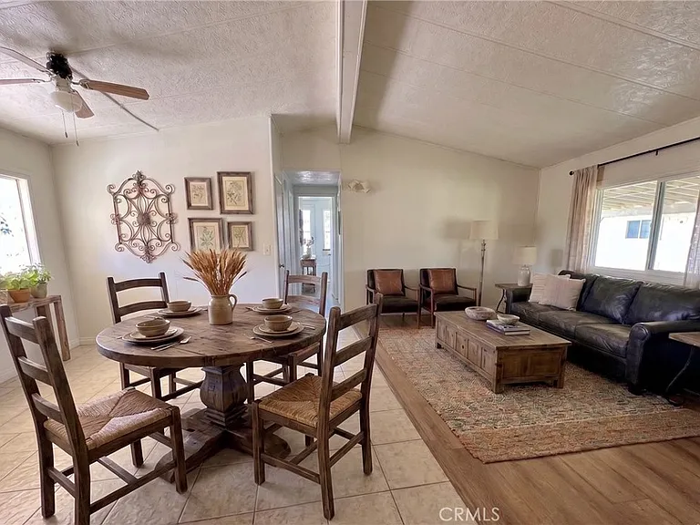 11550 White Rd #B — Photo 2