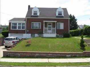 704 Michigan Ave, Jeannette, PA 15644