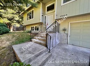 37205 Dubarko Rd, Sandy, OR 97055
