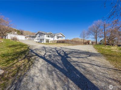 242 3rd Street, Chelan Falls, WA, 98817