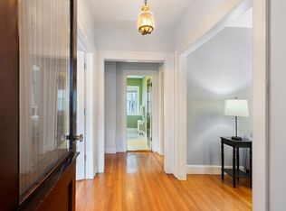 396 E Merrimack St #406, Lowell, MA 01852