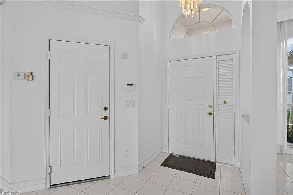 3 bed, 2.0 bath, 1961 sqft, $3,500 — Photo 3