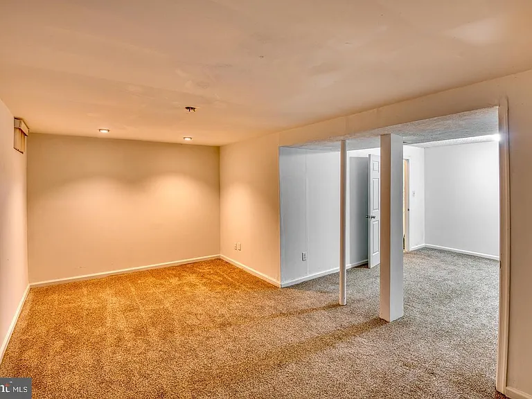 9220 Pinenut Ct — Photo 19