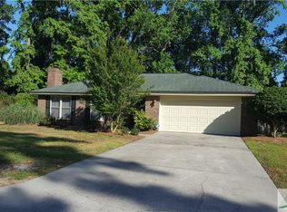 124 Shamrock Cir, Savannah, GA 31406