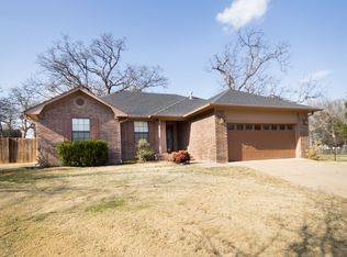 1407 N 25th St, Van Buren, AR 72956