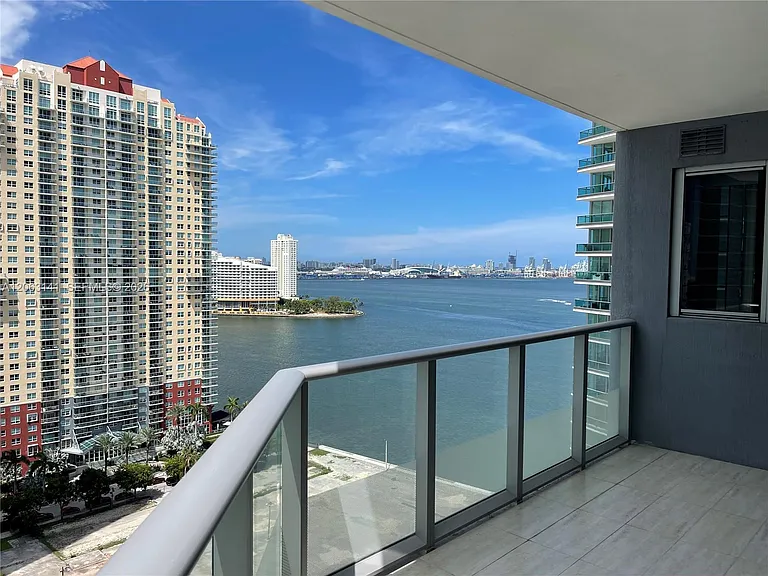1300 Brickell Bay Dr #2010 — Photo 13