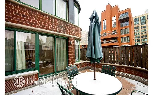 Rented by Douglas Elliman | media 40