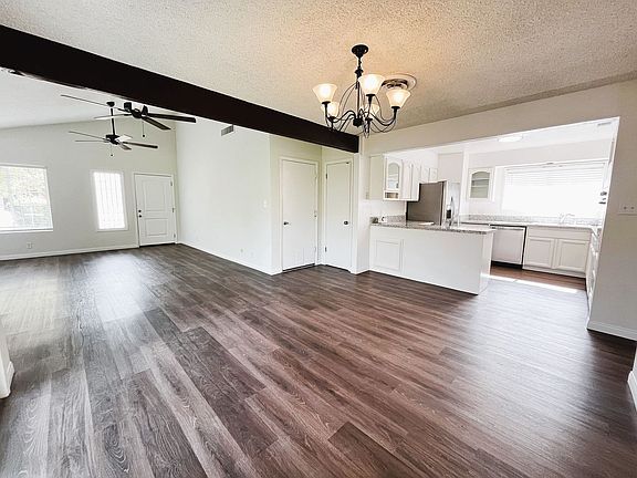 3rd image of 2612 La Costa Ct