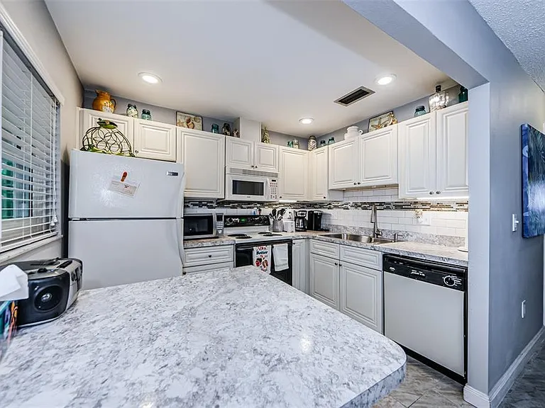 2700 Bayshore Blvd #6104 — Photo 10