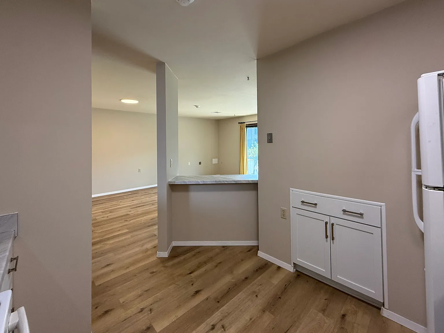 9028 N Park Plaza Court — Photo 3