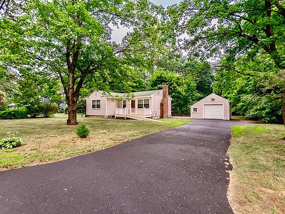 3rd image of 9 Howell Rd