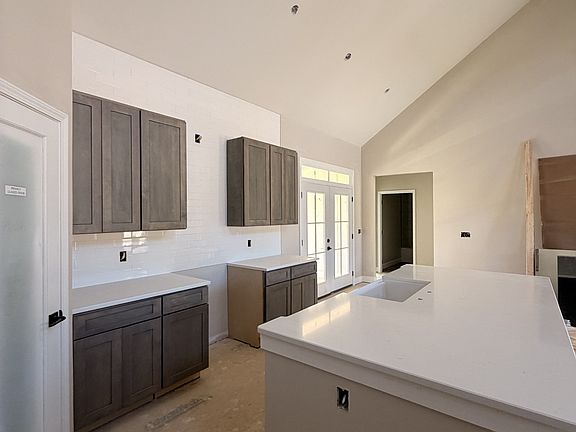 5th image of 1238 Breeden Rd